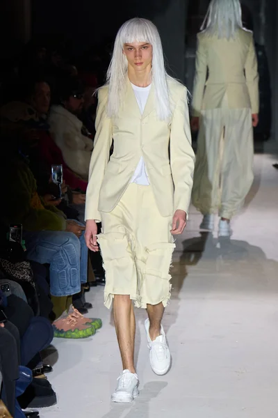 Look 5